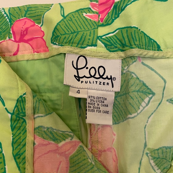 Lilly Pullitzer Floral Capri Size 4 - Picture 2 of 5